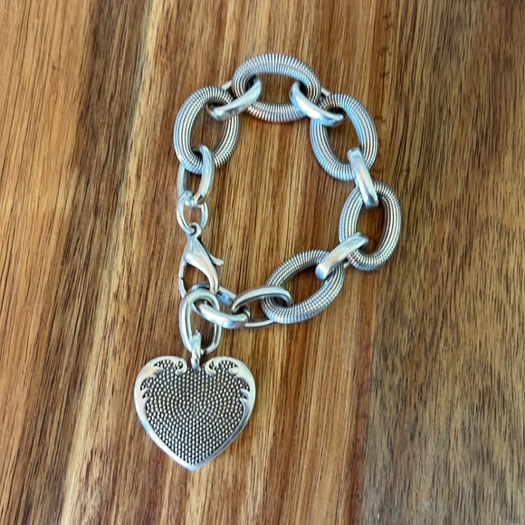 Chunky Silver Tone Heart Charm Bracelet - Picture 2 of 3